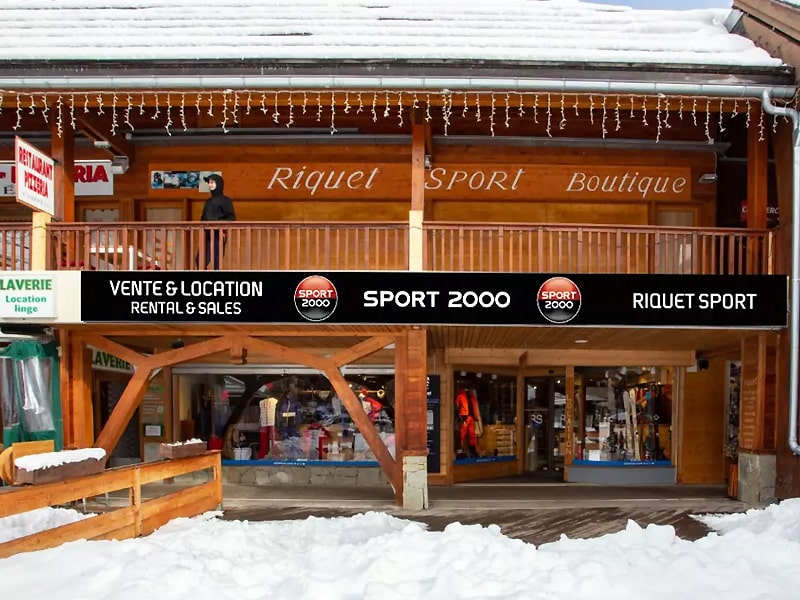 Verleihshop Riquet Sport Prelong in Centre Commercial Pré Long, 1 Rte de Pré-Long - La Salle-les-Alpes, Serre Chevalier Villeneuve