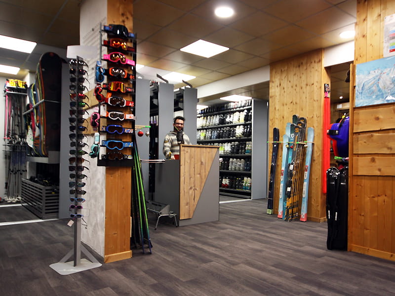 Verleihshop Roc Sports in Immeuble l'Argousier - Les Fontanettes, Les Menuires