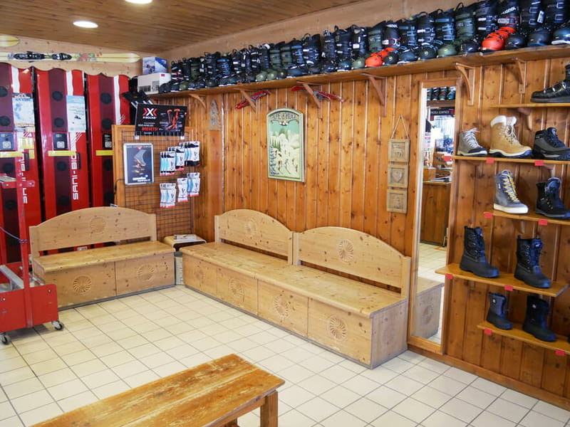 Verleihshop Rocky Sports in L'Eclose - rue du 93ème RAM, Alpe d’Huez