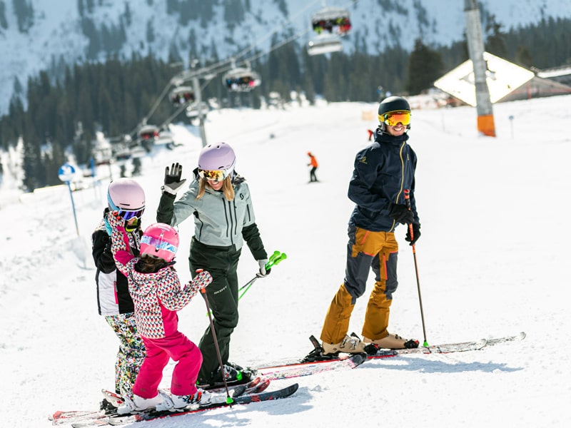 Verleihshop Bergsport JA in Pfarrstrasse 3, Oberstdorf