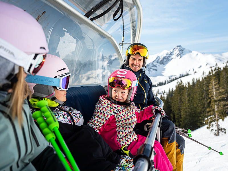 Verleihshop Skischule Bergsport JA in Pfarrstrasse 3, Oberstdorf