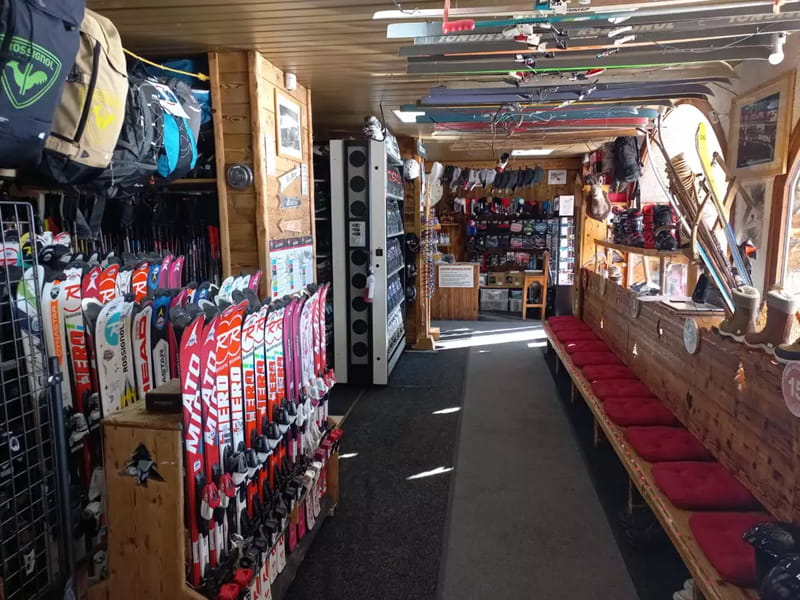 Verleihshop Cornerski in Place du Cognet - Immeuble le Karen, Alpe d’Huez